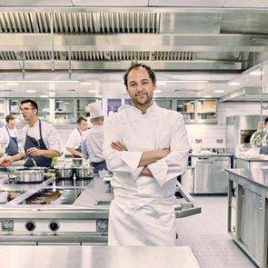 Davies and Brook, η επιστροφή