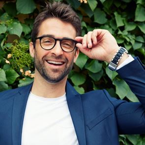 T-shirt με κοστούμι, γιατί όχι