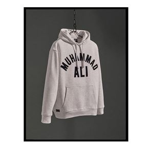 Mία συλλογή Zara x Muhammad Ali για να μη βγεις στιλιστικά νοκ άουτ