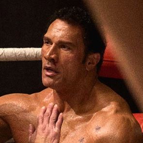 Όσα γνωρίζουμε για το The Smashing Machine-χειροκροτούσαν επί 15 λεπτά τον Dwayne Johnson στη Βενετία