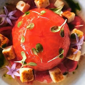 Λένε πως εκεί θα φας μια από τις κορυφαίες ντοματοσαλάτες της &lt;em>Ελλάδας&lt;/em>