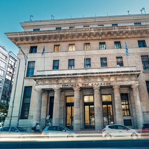 Πέντε αβεβαιότητες για τις τράπεζες που διέλυσαν οι εκλογές