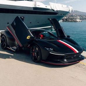 Δείτε την εντυπωσιακή Ferrari Daytona SP3 του Leclerc (video