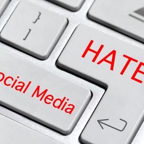 Πώς θα ελεγχθούν καλύτερα τα social media