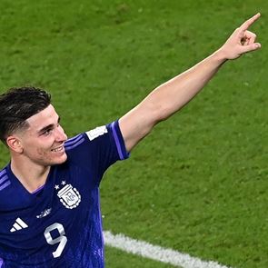 O Julián Álvarez ζει το όνειρό