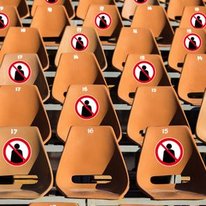 Πώς και πότε θα ξαναπάμε σε συναυλίες, σε κλειστούς χώρους