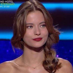 Ποιο είναι το κορίτσι από τον &#39;Εκατομμυριούχο&#39; που έκανε χαμό τα social media