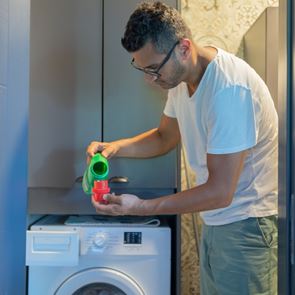 Τα 5 πιο συνηθισμένα λάθη στο πλύσιμο των ρούχων