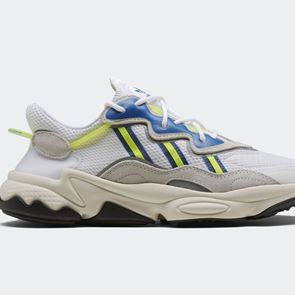 Επιστροφή στα '90s με τα νέα <em>sneakers</em> της adidas