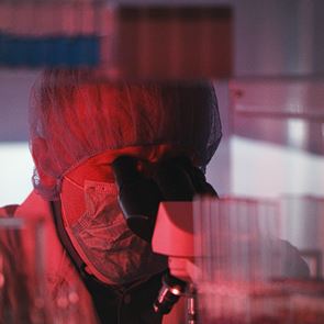 Γιατί ο ΠΟΥ θεωρεί ότι τα χειρότερα δεν έχουν έρθει ακόμα για την πανδημία