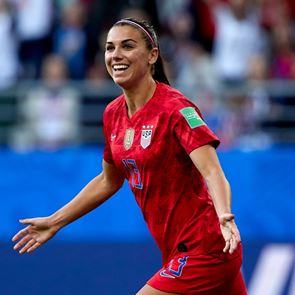 Η Alex Morgan είναι κάτι παραπάνω από καλή ποδοσφαιρίστρια