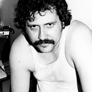 Lester Bangs: Ο πιο εμμονικός, σπουδαίος κι αυθεντικός κριτικός του rock n&#39; roll
