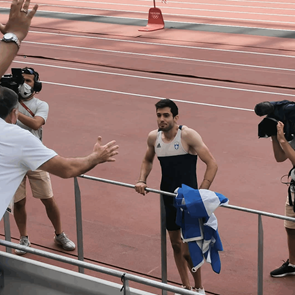 Ο Μίλτος Τεντόγλου χρυσός Ολυμπιονίκης στο άλμα εις μήκος