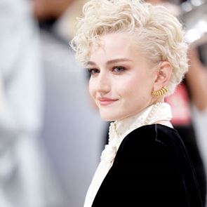 Wolf Man, η νέα ταινία της Julia Garner