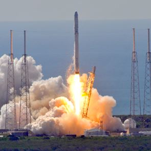 H <em>NASA</em> και η Space X έγραψαν ιστορία