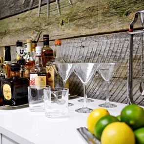 Χτίζοντας το τέλειο σπιτικό μπαρ