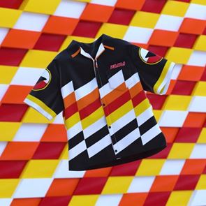 Ο οίκος Prada έχει το πόδι κολλημένο στο γκάζι