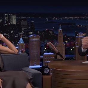 Η Victoria &lt;em>Beckham&lt;/em> έχει κάτι να πει για τη viral στιγμή με την Rolls-Royce