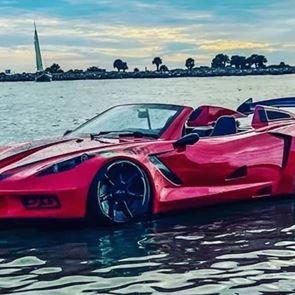 Πλωτή Chevrolet Corvette, έγινε