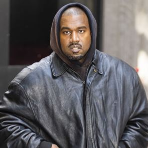 O Kanye West κατηγορείται για σεξουαλική παρενόχληση από πρώην υπάλληλό