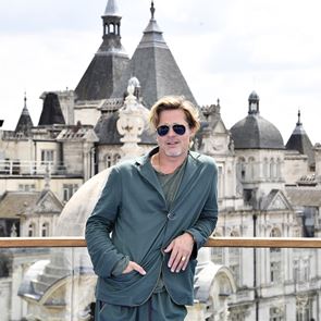 Το νέο σπίτι του Brad Pitt θυμίζει σύγχρονο κάστρο