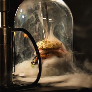 Το ακριβότερο burger του κόσμου δε φτιάχτηκε γι&#39; αυτό που νομίζεις