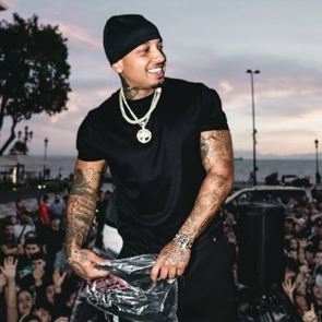 Σάλος με το νέο τραγούδι του Light: &quot;Μισαναπηρικό και σεξιστικό&quot; - Η συγγνώμη του τράπερ