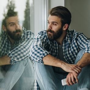 Τι είναι το σύνδρομο Simon και γιατί χτυπά τους άνδρες άνω των 30