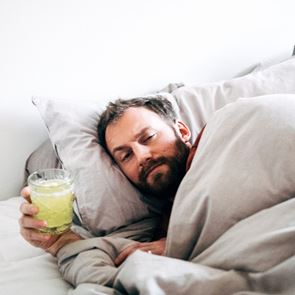 Γιατί δεν πρέπει ποτέ να πέφτεις για ύπνο μεθυσμένος