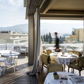 New Hotel: Η φινετσάτη εμπειρία του Art Lounge