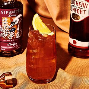 Η ιστορία και η συνταγή του Alabama Slammer