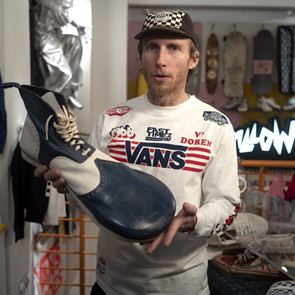 Ο συλλέκτης που αναζητά κάθε ζευγάρι Vans που κυκλοφόρησε ποτέ