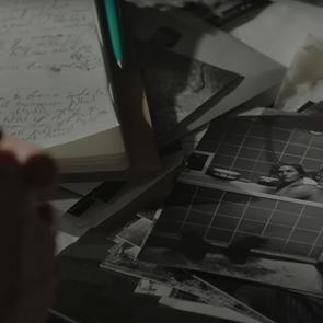 Στην ταινία Lee, η Kate Winslet αναβιώνει την ιστορική φωτογραφία της Lee Miller στην μπανιέρα του Χίτλερ