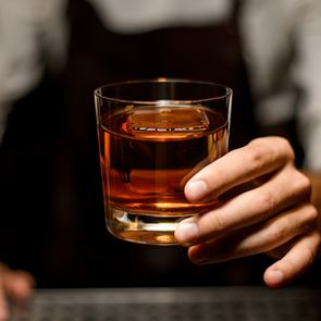 Πόσο νερό μπορείς να βάλεις στο ουίσκι χωρίς να το καταστρέψεις