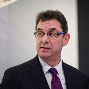 Η αισιόδοξη εκτίμηση του Άλμπερτ Μπουρλά για την πανδημία