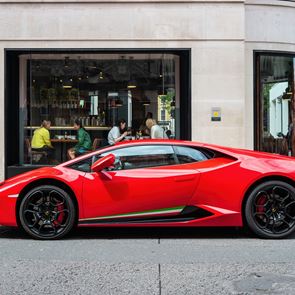 Μια ματιά στα επικά αυτοκίνητα των υπερηρώων της Marvel