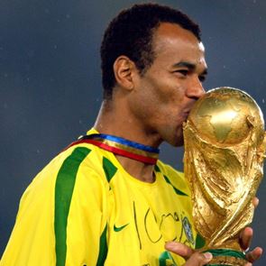 Cafu, από την επιτυχία στην πτώχευση