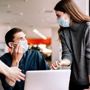 Ποια λάθη δεν πρέπει να κάνεις σε ένα νέο χώρο εργασίας