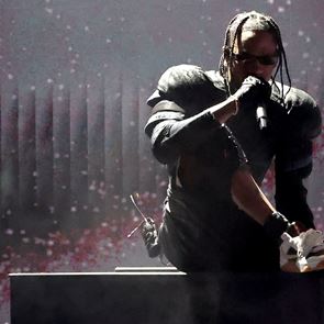 Jumpman Jack, το &#39;υπερsneaker&#39; του Travis Scott