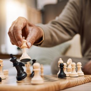 Σκάκι: Ξεκίνησε το Παγκόσμιο Πρωτάθλημα και η Google γιορτάζει με doodle