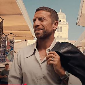 Αυτή είναι η πιο cool ανακοίνωση μεταγραφής που έχει γίνει ποτέ