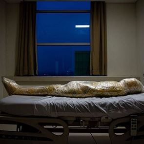 Η ανατριχιαστική φωτογραφία του National Geographic για τον εφιάλτη του κορονοϊού