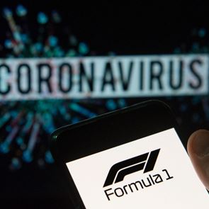 Πώς οι μεγαλύτερες αυτοκινητοβιομηχανίες του πλανήτη &lt;em>πολεμούν&lt;/em> την πανδημία