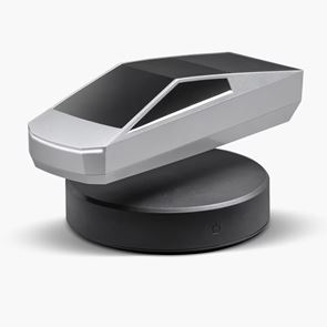 4 δώρα Χριστουγέννων που θα λατρέψει ένας φαν της Tesla