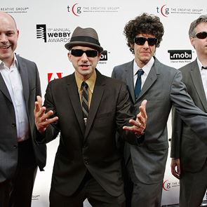 Για πρώτη φορά τραγούδι των Beastie Boys θα ακουστεί σε τηλεοπτική <em>διαφήμιση</em>
