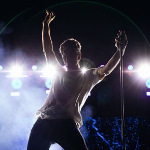 Όταν ο Σάκης Ρουβάς συγκινήθηκε στο κατάμεστο Κατράκειο