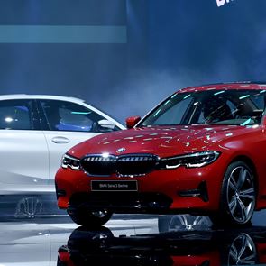 H νέα BMW &lt;em>Σειρά&lt;/em> 3 αναβαθμίζει το ιστορικό σπορ sedan