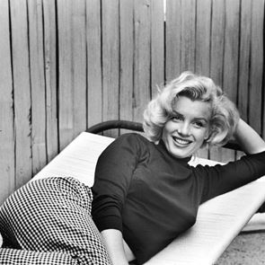 Σπάνιες εικόνες από τα σπίτια θρυλικών σταρ του Χόλιγουντ