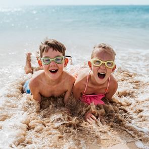 Κολύμπι μετά το φαγητό - Πόση ώρα πρέπει να περιμένεις