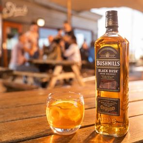 Το Bushmills Irish Whiskey γιορτάζει την Ημέρα του Saint Patrick με μοναδικά parties